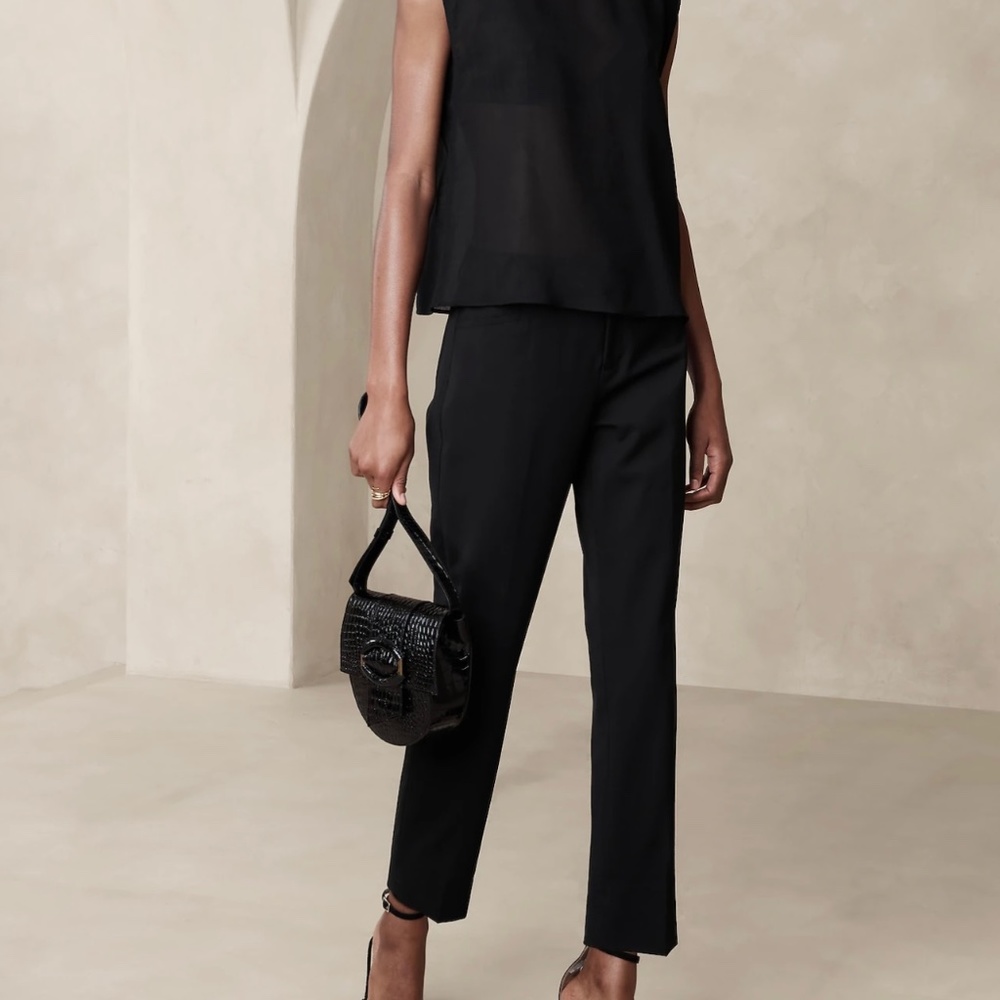 NWOT - Women's Black Italian Wool Pants - Banana Republic